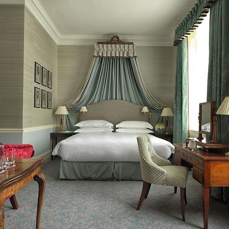 Cliveden House - An Iconic Luxury Hotel Maidenhead Exterior photo