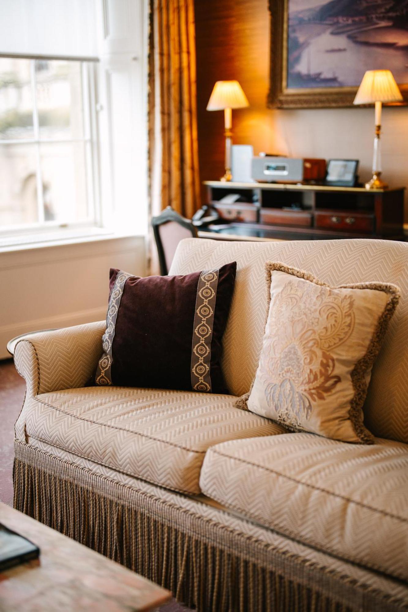 Cliveden House - An Iconic Luxury Hotel Maidenhead Exterior photo